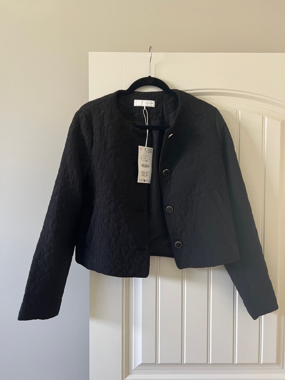Zara Black Quilted Collarless lightweight jacket Large